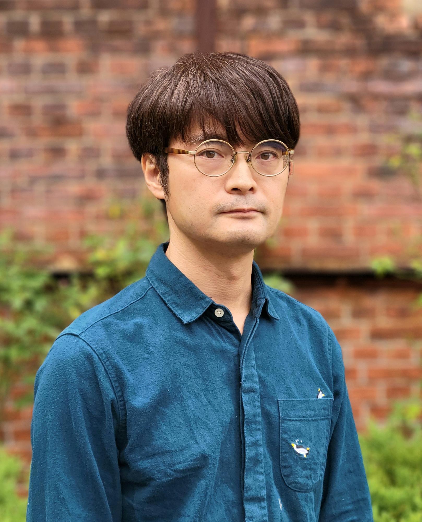 泊篤志