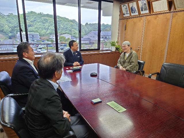 シンガーソングライター たかはしべん氏