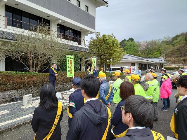 春の交通安全運動出発式