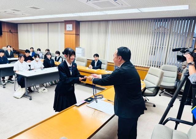 大阪・関西万博パラグアイ共和国ナショナルデー中学生等市民派遣団出発式