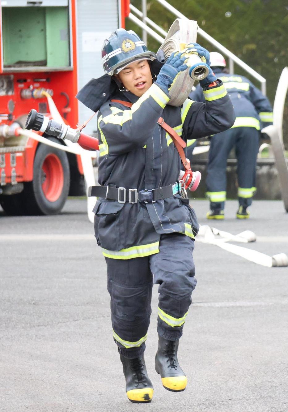 令和7年度初任科卒業式1