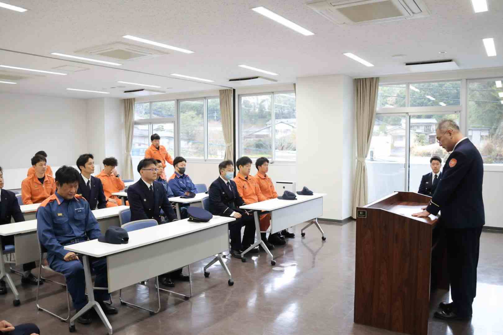 令和8年度新入職員辞令交付2